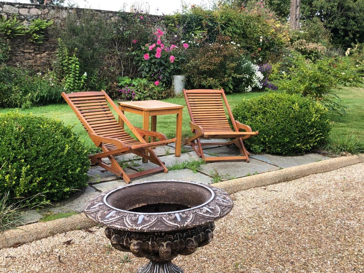 Demeure Du Porzou, Chambres D'Hotes De Charme Dans Demeure D'Exception, Parc Paysager, Spa, Massages, Proche Paimpol, Classe 4 Epis Yvias Exteriér fotografie