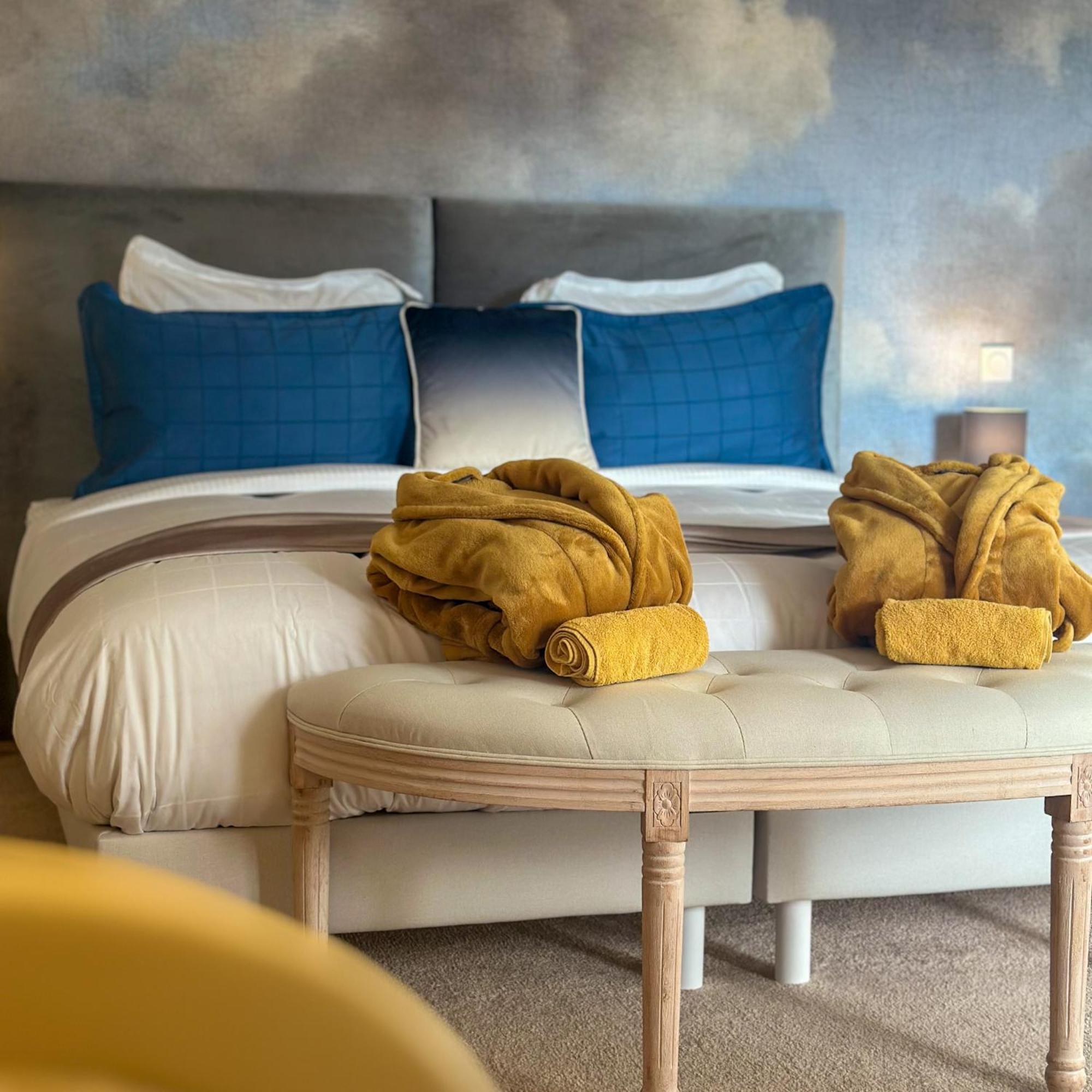 Demeure Du Porzou, Chambres D'Hotes De Charme Dans Demeure D'Exception, Parc Paysager, Spa, Massages, Proche Paimpol, Classe 4 Epis Yvias Exteriér fotografie