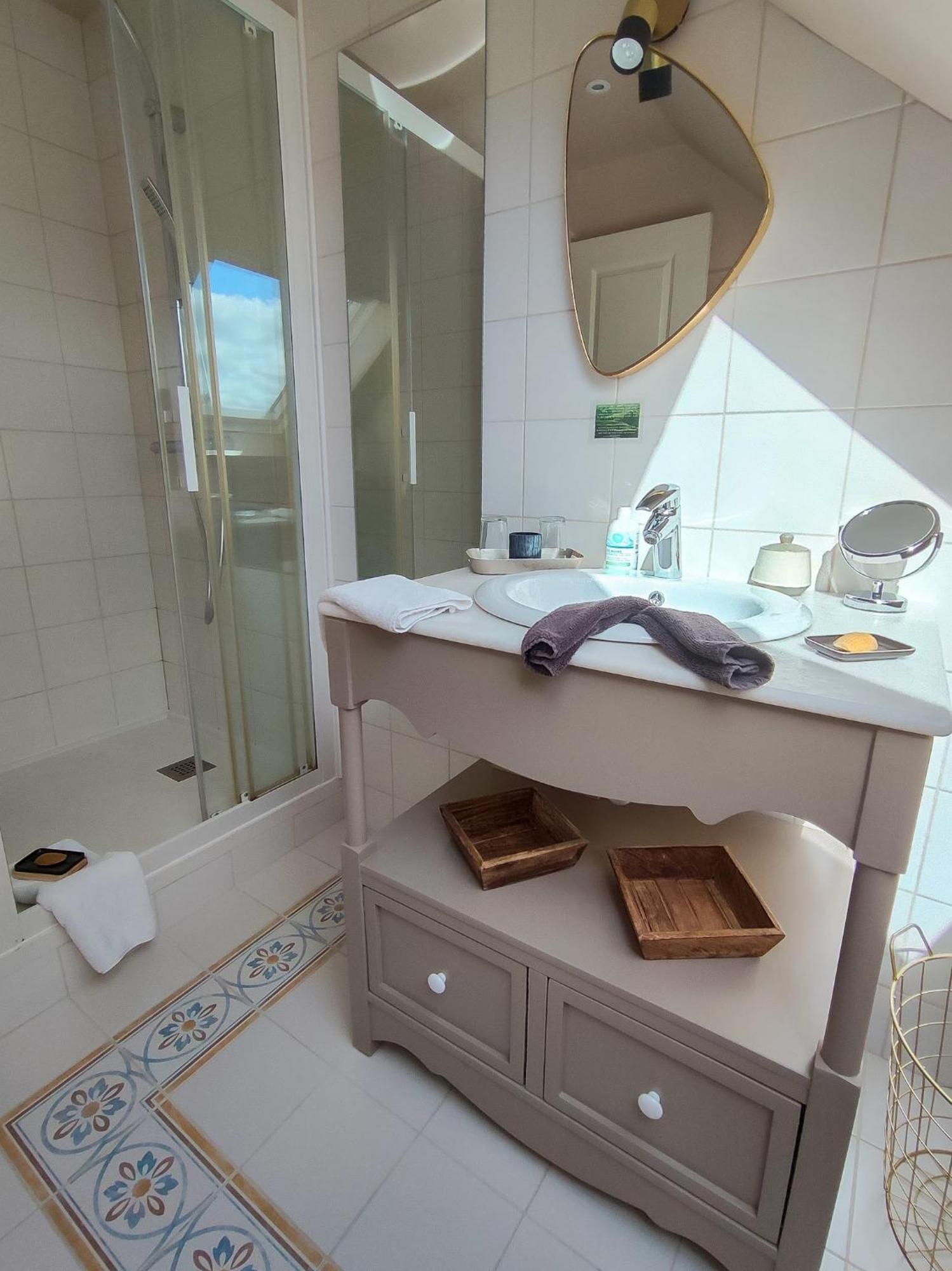 Demeure Du Porzou, Chambres D'Hotes De Charme Dans Demeure D'Exception, Parc Paysager, Spa, Massages, Proche Paimpol, Classe 4 Epis Yvias Exteriér fotografie